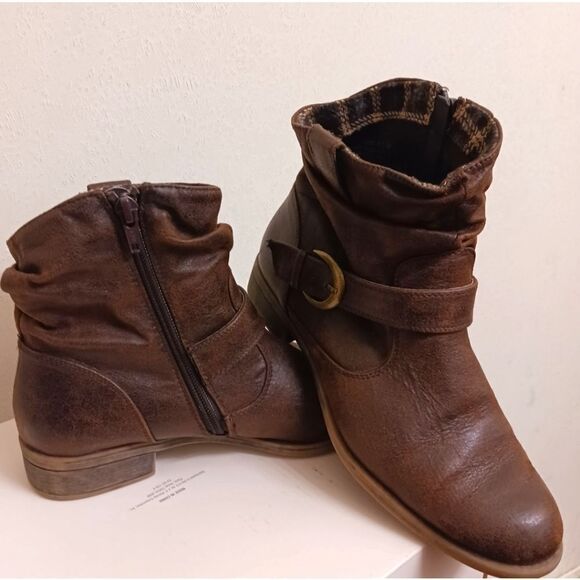 WEAR.EVER  Women's Brown Rugged Plaid Distresssed Ankle Boots. Size 6.5 - Picture 5 of 14